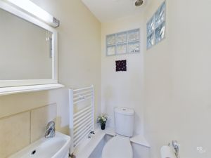 downstairs toilet - click for photo gallery
